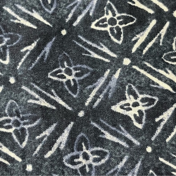 Talbots Top Womens L Blue Geometric Print Smocked Neck Cotton Boho Boho  Peasent - Picture 8 of 8